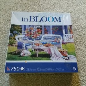 Sure-lox puzzle 750 In Bloom 23×15" Used.